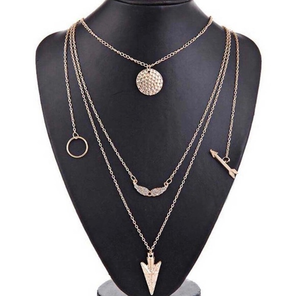 Multilayered Necklace - Picture 4 of 4